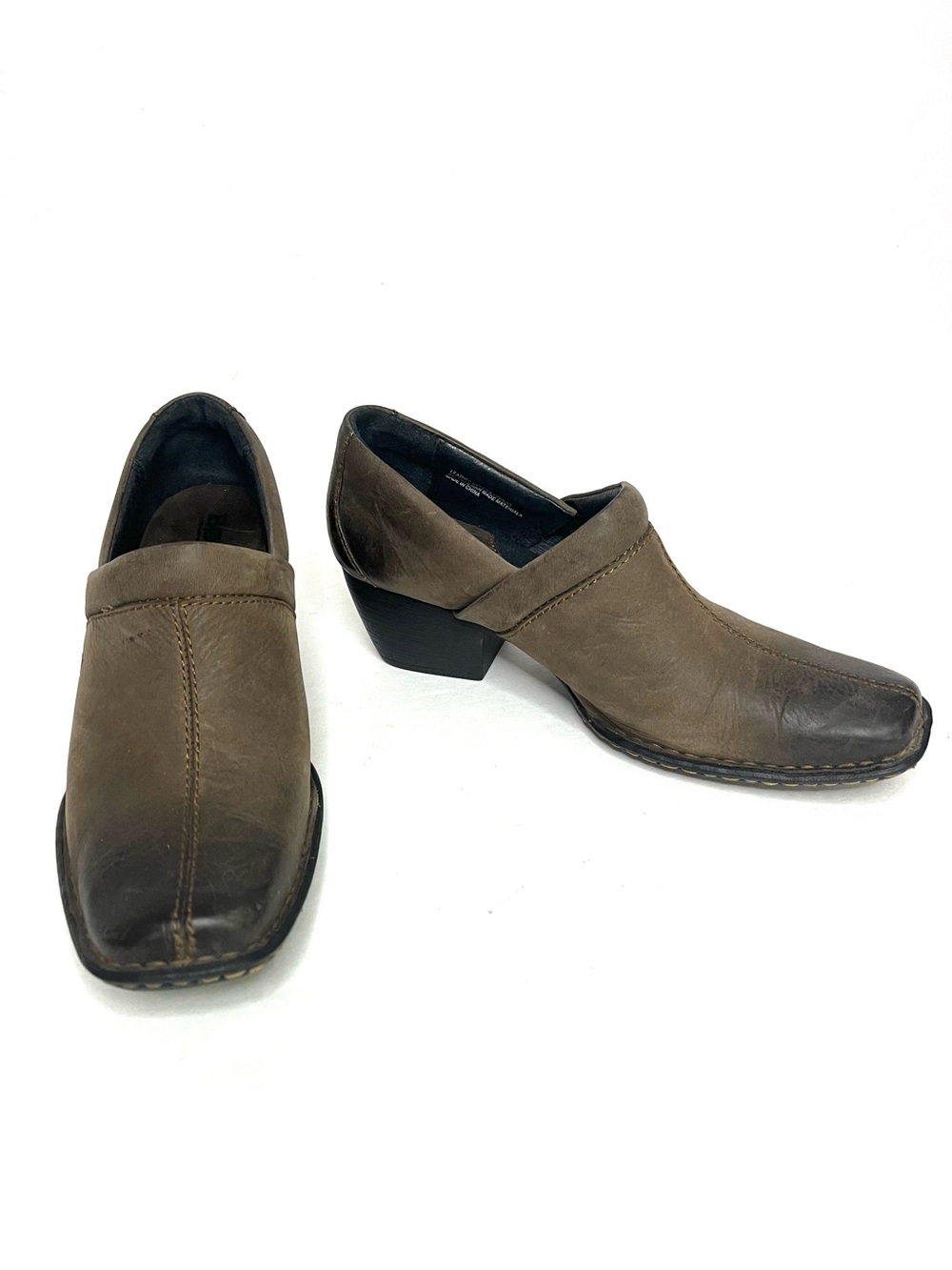 Born Kinney Brown Distressed Leather Slip-on Ankle Booties - Sz 7.5 - Picture 3 of 10